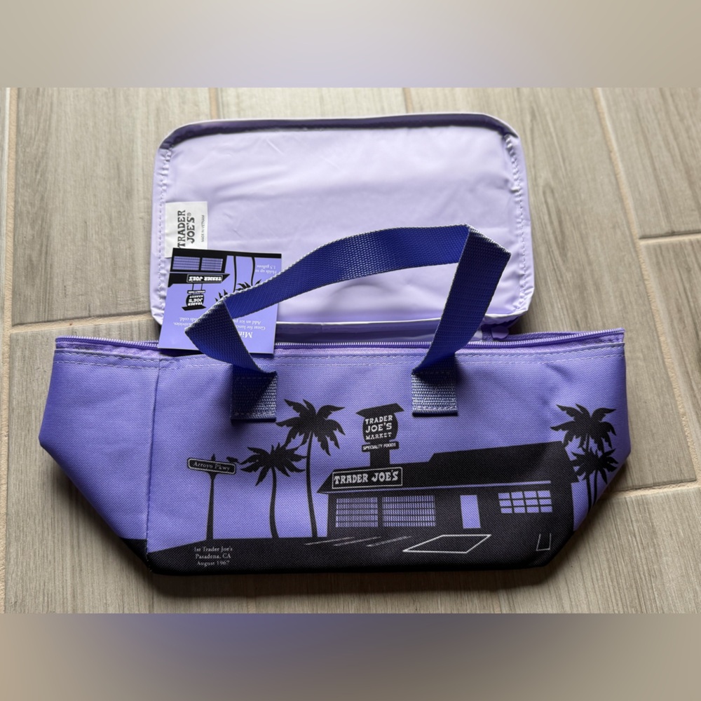 Limited Edition Trader Joe’s Purple Insulated Mini Cooler Bags NWT